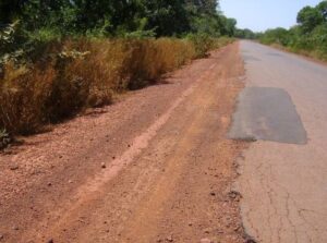 Etudes d’impacts environnementaux et sociaux des travaux d’aménagements de l’autoroute Bamako-Ségou (2011)
